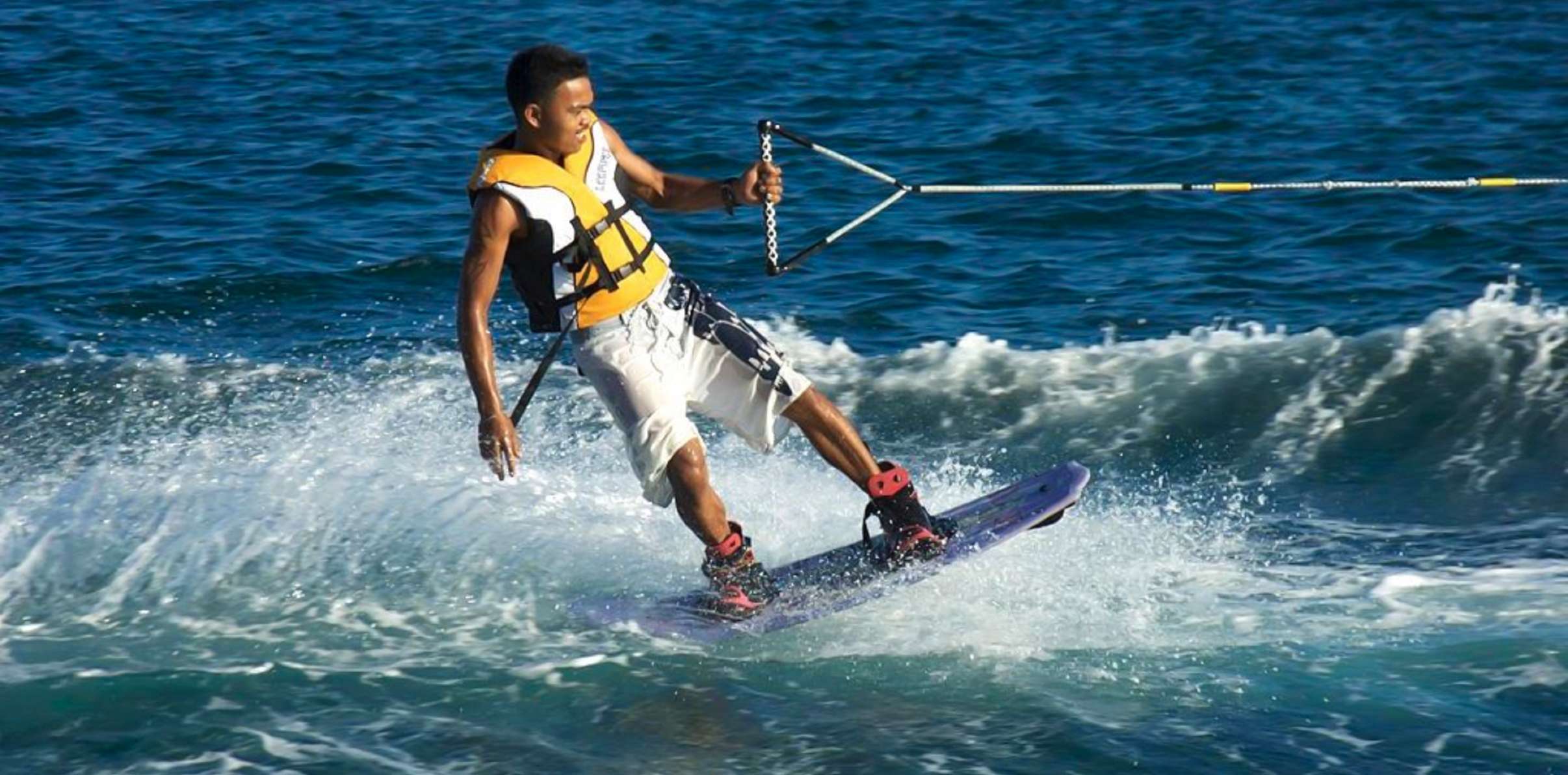 Dubai 1 Hour Wake Board Adventure Tour