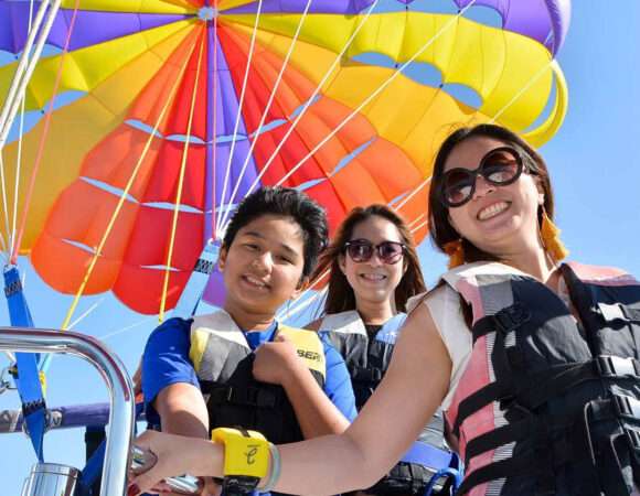 Dubai Tandem Parasailing Experience