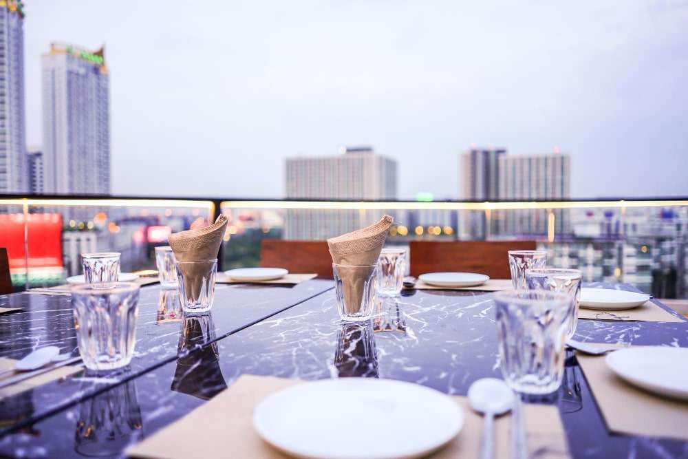 Burj Al Arab Afternoon Tea At Sahn Eddar Lobby Lounge